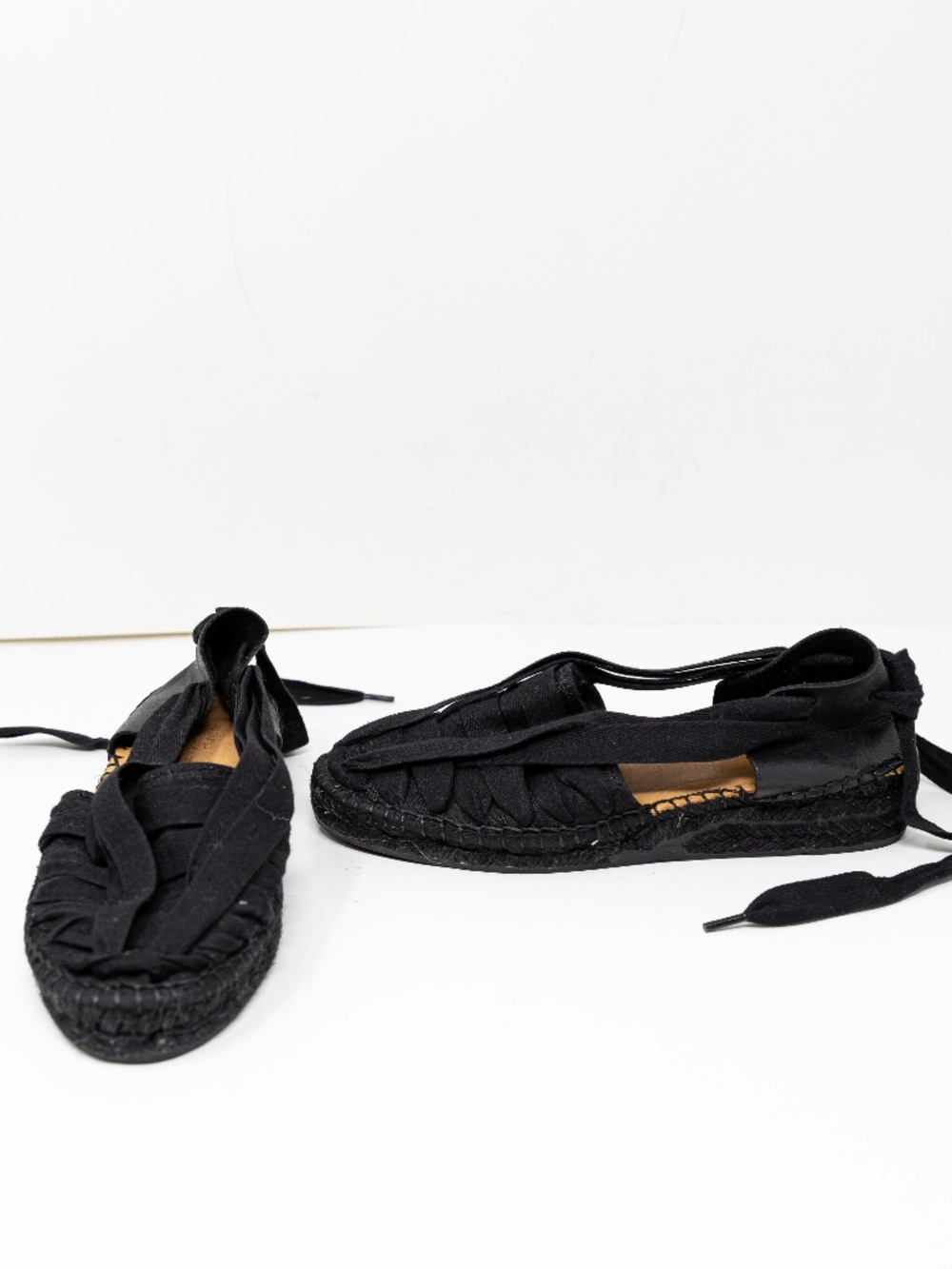 NEW Naguisa Soc Total Black Lace Up Flat Espadrille Slip On Shoes 6